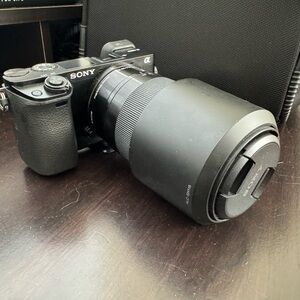 Sony A6000 Black Digital Mirrorless Camera with Telephoto Lens